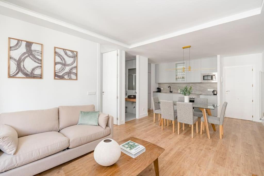 Ferienwohnung Gran Via VI Calle Jacometrezo 2Br 2Bh Madrid Exterior foto